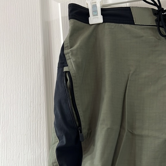 Reebok CrossFit Shorts - Picture 5 of 6